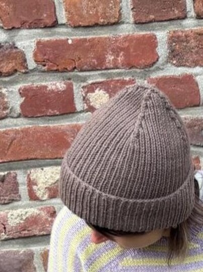 INNA hat, knitting pattern,