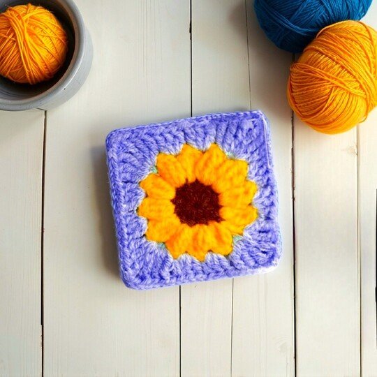 Crochet Sunflower Granny Square Pattern - Flower Cottagecore Decor