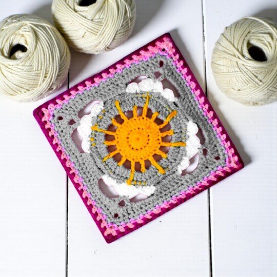 Crochet Cloud & Sun Granny Square Pattern - Spring Summer Style Home Decor