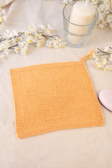 Knitting Pattern for a Chicken Washcloth - Dishcloth
