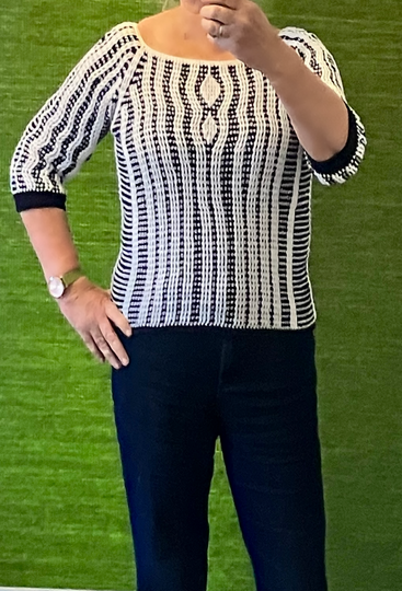 Weiß + Schwarz RVO-Shirt tailliert- Häkelanleitung