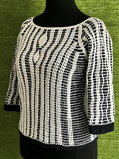 Weiß + Schwarz RVO-Shirt tailliert- Häkelanleitung