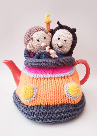 TeaCosyFolk's Dodgem Car Tea Cosy Knitting Pattern