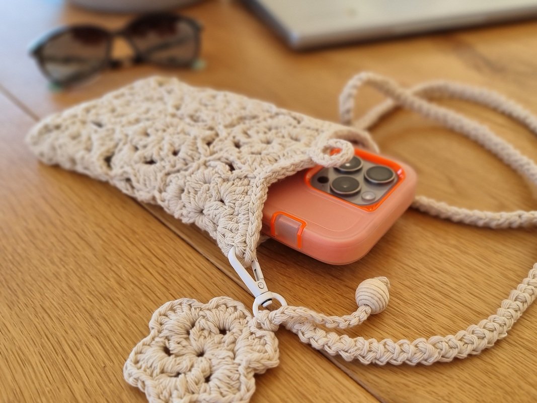 T32 Häkelanleitung für eine kleine Umhängetasche. Raffia, Baumwollkordel. - Bild 3