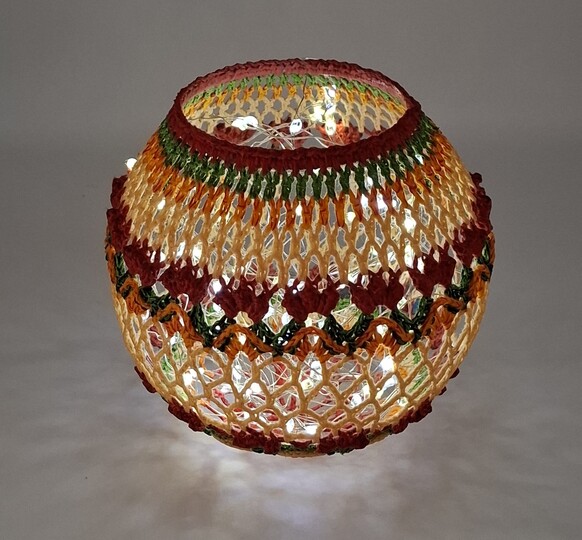 Häkelanleitung Blütenkugel & Mandala, Lampion mit Blüten, Tischdeko