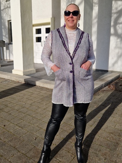 Kalmia Weste mit doppeltem Wellen-Schalkragen