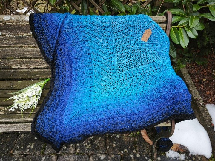 Häkelanleitung Dreieckstuch Germoglio