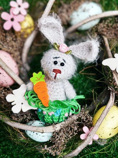 Hase Anhänger oder Dekofigur Ostern Frühling komplett gehäkelt