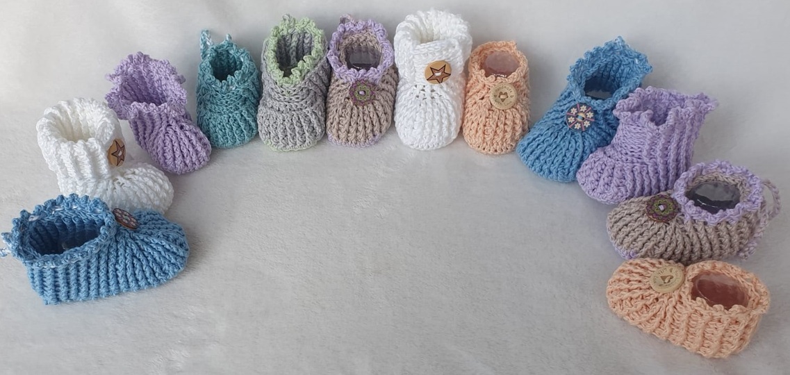 Häkelanleitung für Babyschuhe Happy / Größe 0 – 15 Monate