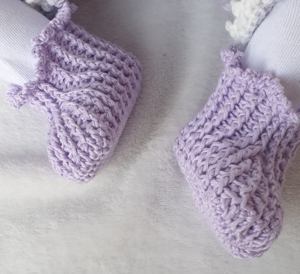 Häkelanleitung für Babyschuhe Happy / Größe 0 – 15 Monate