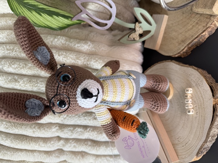 Liebevolle Häkelanleitung für Hase Riley (Amigurumi; PDF; deutsch)