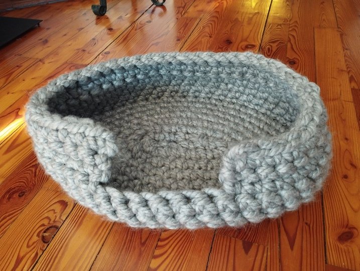 Fingerhäkeln gemützlichen Katzenkorb