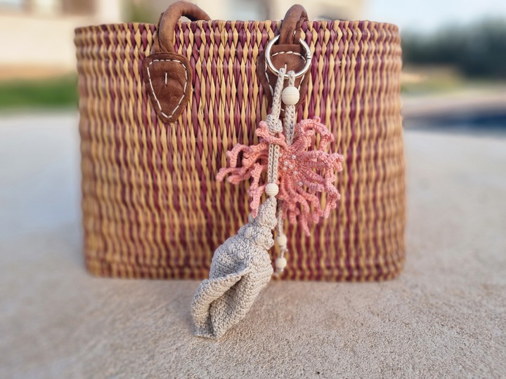 B2 Taschenanhänger, Schlüsselanhänger, Muschel, Koralle.