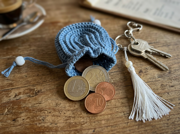 Boho Bag – Crochet pattern for a stylish Boho-style keychain