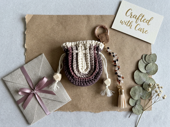 Mini Boho Bag – Häkelanleitung für einen stylischen Schlüsselanhänger