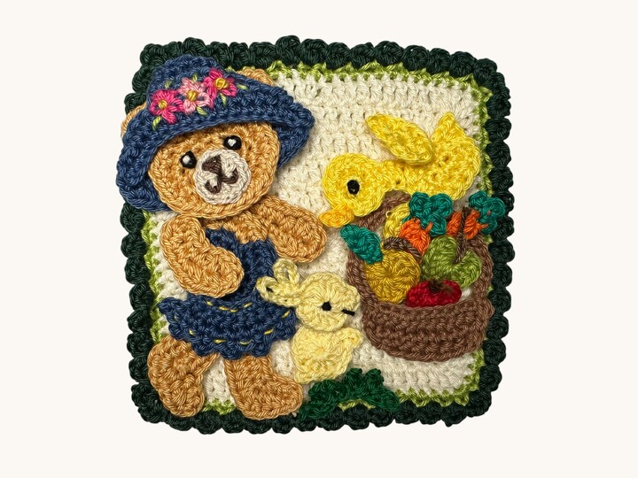 Granny Square Bear 6 crochet