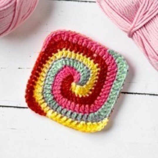 Spiral Granny Square Crochet Pattern - Swirl Baby Blanket, Kids Room Decor