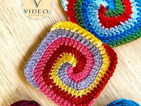 Spiral Granny Square Crochet Pattern - Swirl Baby Blanket, Kids Room Decor
