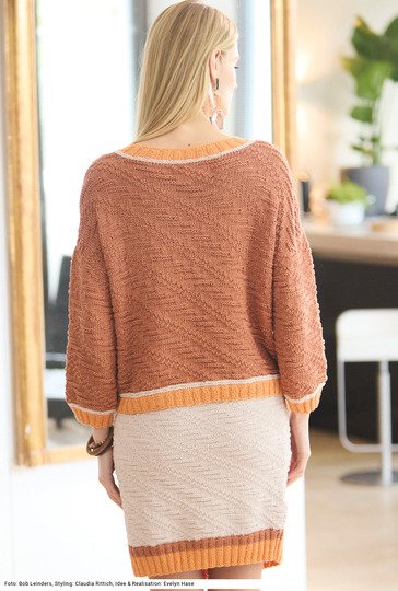 Pulli und Rock mit Strukturmuster