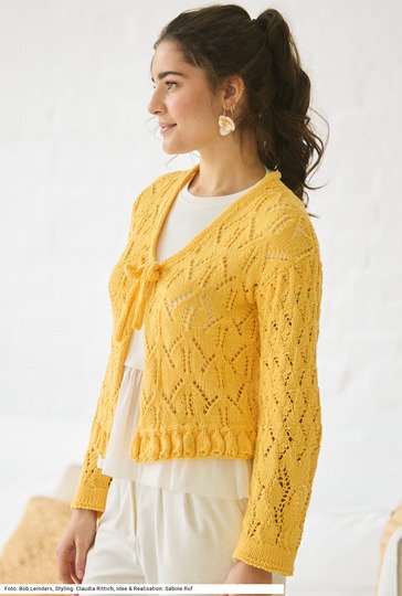 Jäckchen mit Rüschenrand