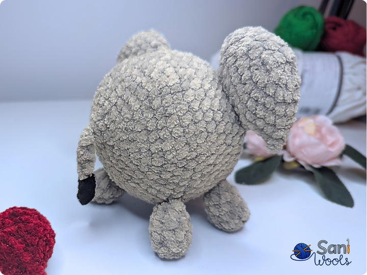 Crochet Pattern Elephant Ebo – No-Sew Amigurumi Elephant