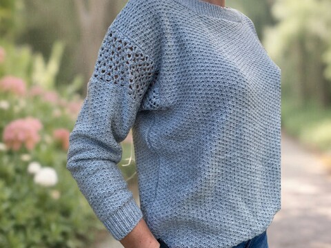 Pullover mit Häkeleinsatz