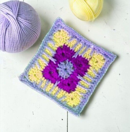 Crochet Sunburst Granny Square Pattern