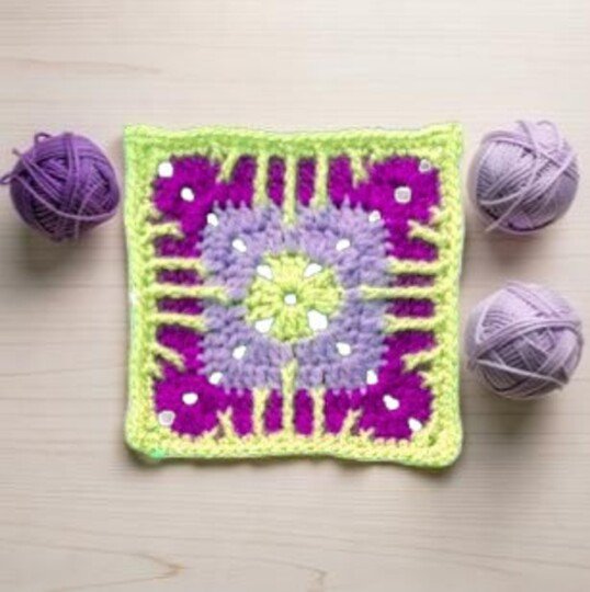 Crochet Sunburst Granny Square Pattern