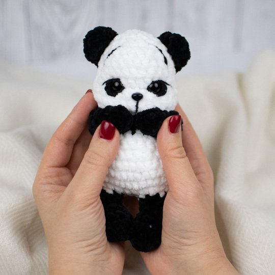 Häkelanleitung Mochi Panda – süßer Amigurumi Panda