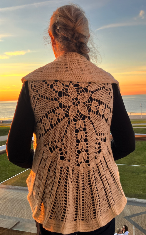 Ein Kreis, der zu einer Weste wird - Häkelanleitung - Bild 6