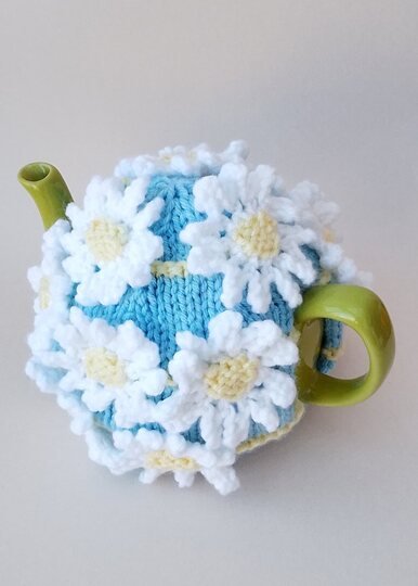 Daisy Chain Tea Cosy and Cafetiere Cosy Knitting Pattern