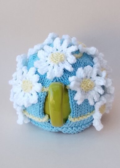 Daisy Chain Tea Cosy and Cafetiere Cosy Knitting Pattern