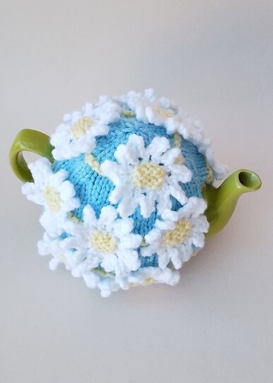 Daisy Chain Tea Cosy and Cafetiere Cosy Knitting Pattern