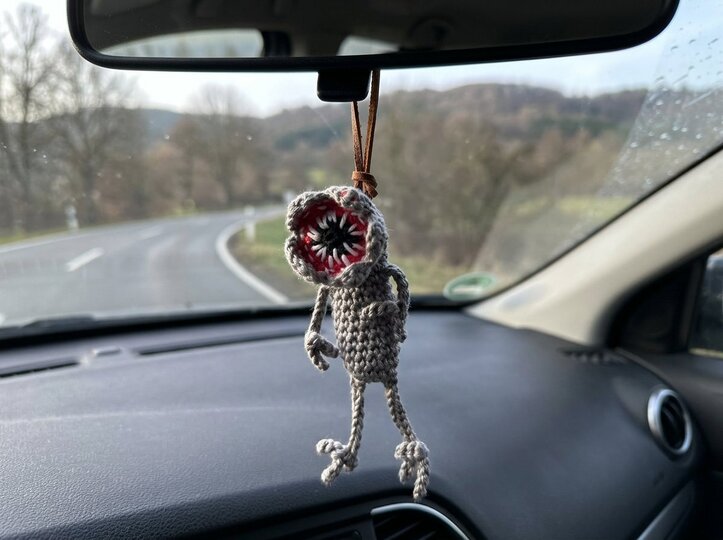 Häkelanleitung Blütenkopf Monster Klicker Anti-Stress Fidget Toy