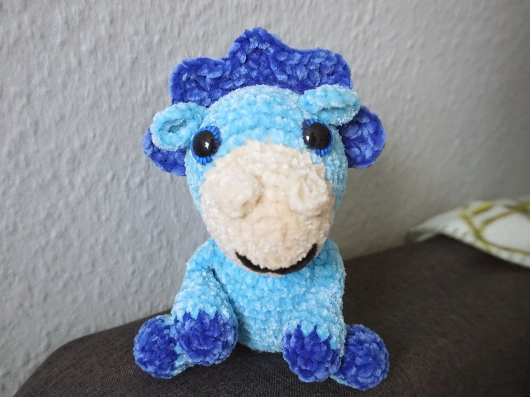 Crochet Pattern: The Little Cuddly Dinosaur "Ocean"
