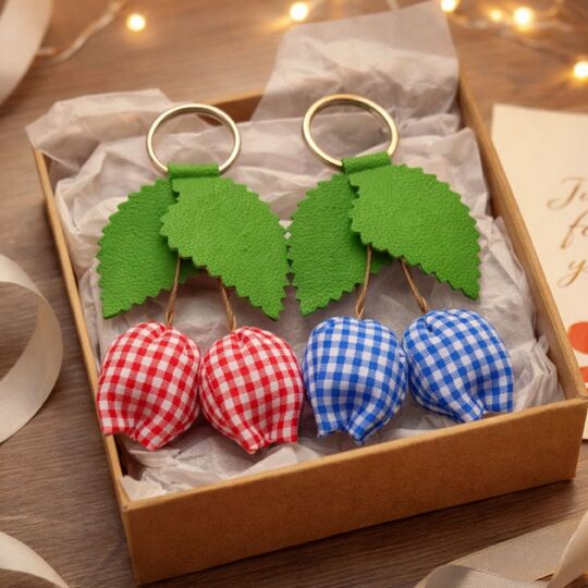 Tulip Flower Keychain Sewing Pattern PDF – Fabric Tulip Keyring Tutorial