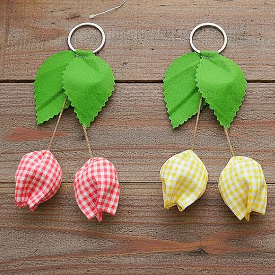Tulip Flower Keychain Sewing Pattern PDF – Fabric Tulip Keyring Tutorial