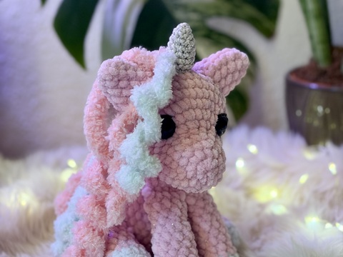 Fanaty – das flauschige Einhorn