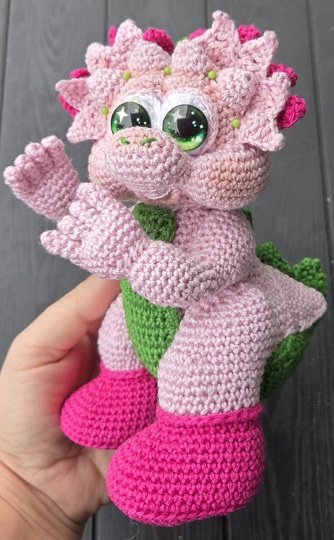 Häkelanleitung „Baby-Dino“ – Amigurumi