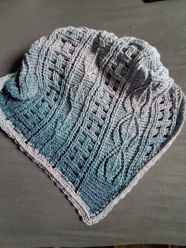 Crochet Pattern Flat Triangular Scarf "Larisaia" - Image 21