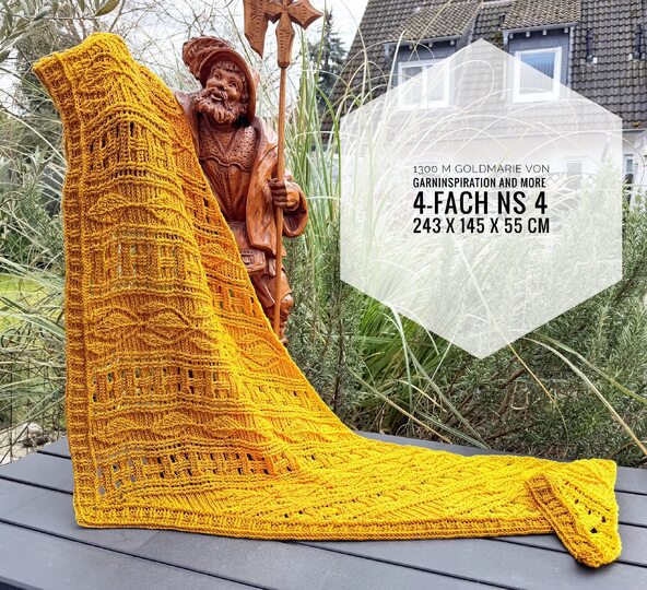 Crochet Pattern Flat Triangular Scarf "Larisaia"