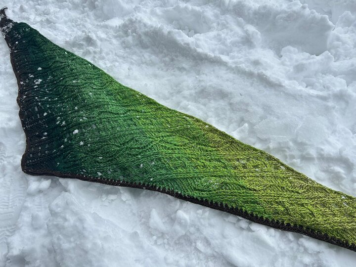 Häkelanleitung flaches Dreieckstuch "Larisaia"