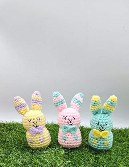Bunny in Carrot Bag- Crochet Pattern-English