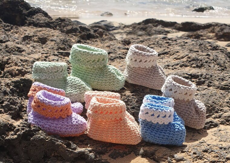 Häkelanleitung für Babyschuhe Isa / Größe 0 – 15 Monate