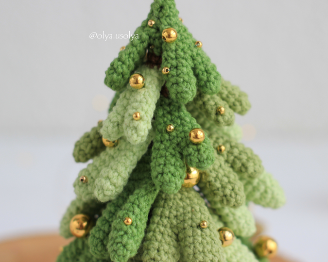 Fluffy Branchy Christmas Tree Crochet Pattern PDF