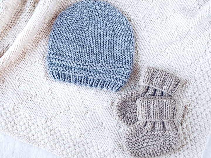 Very Easy Baby Beanie Knitting Pattern x 6 sizes (Preemie to 5 years)