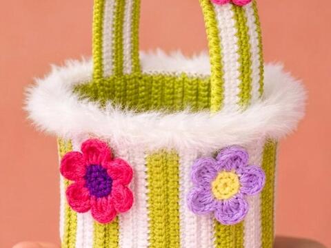 Little Basket - crochet pattern - mini basket - charming easter decoration