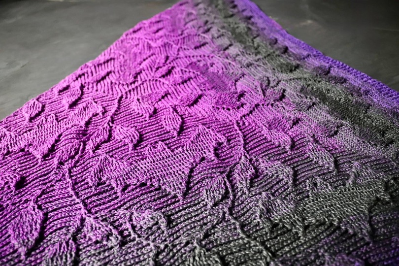 Crochet pattern shawl Morbi