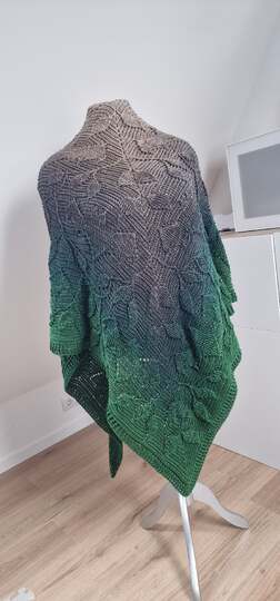 Crochet pattern shawl Morbi