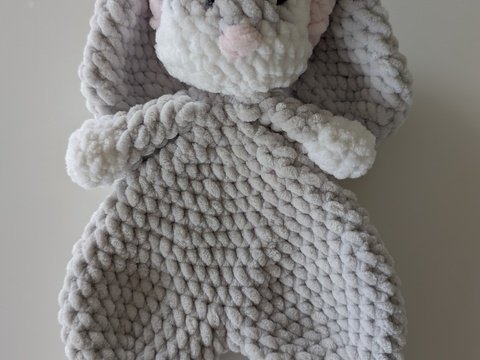 Häkelanleitung: Süßes Schnuffel-Tuch Elli mit Stirnband